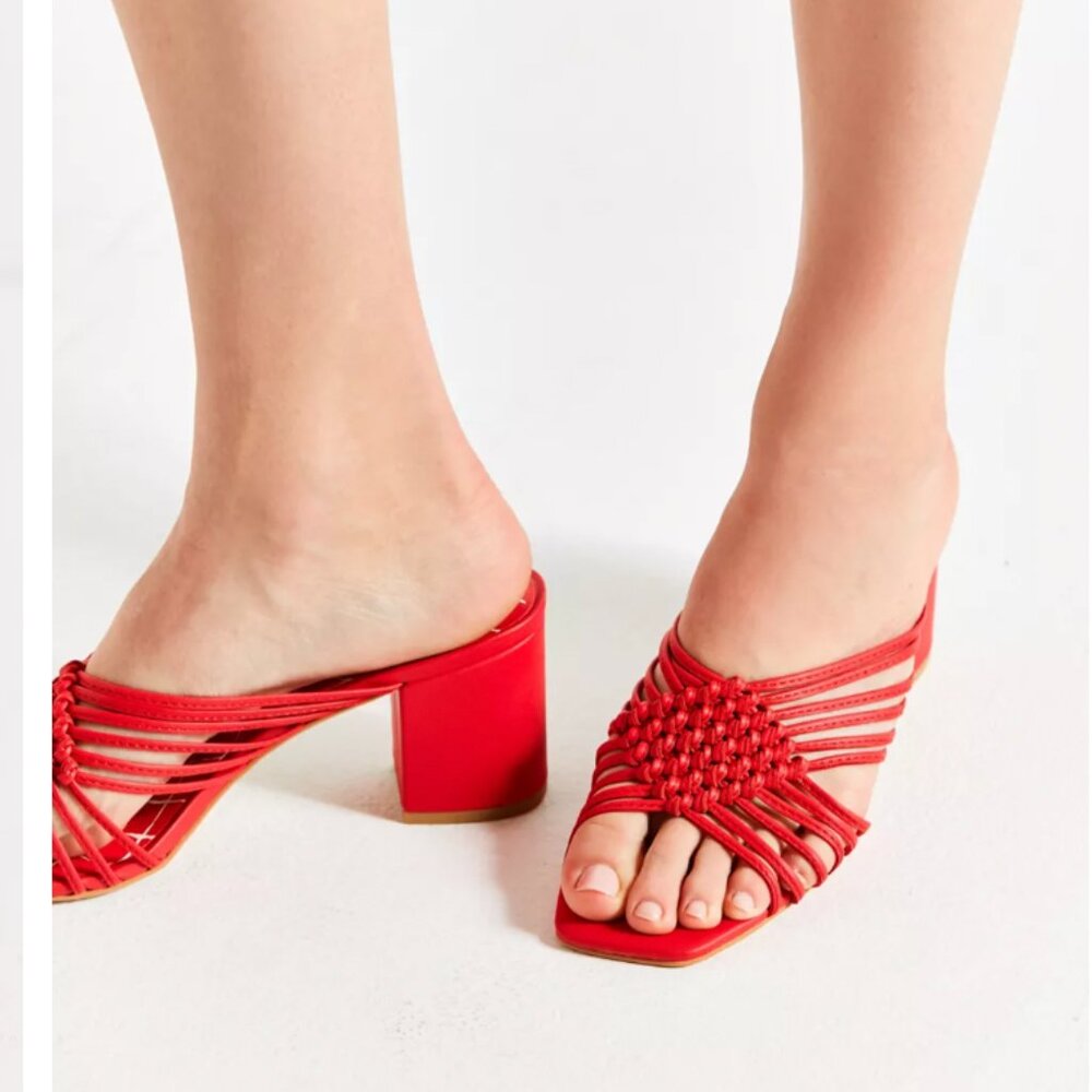 Urban Outfitters Dolce Vita Delana Sandal red woven leather - Picture 4 of 9
